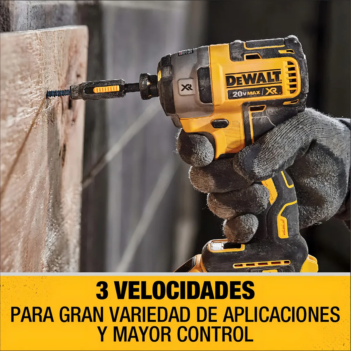 Herramienta DEWALT en uso con 3 velocidades para gran variedad de aplicaciones